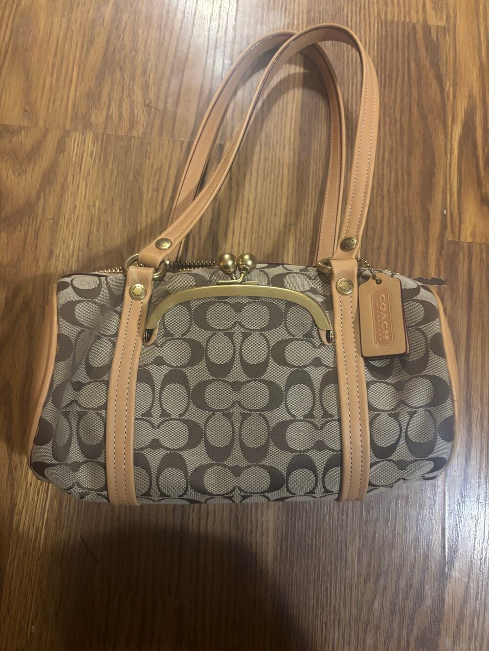 NWOT Brown/ Tan Coach Kisslock Barrel Bag Fall Signature Jacquard Canvas/Leather